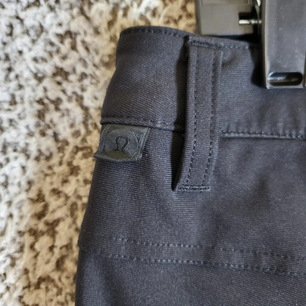Lululemon Commission Slim Fit‎ Pant Mens 32 Black Casual Commuter Golf